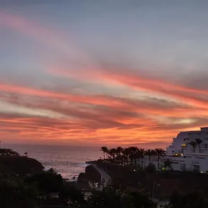 Апартаменты Magical Sunset, Адехе